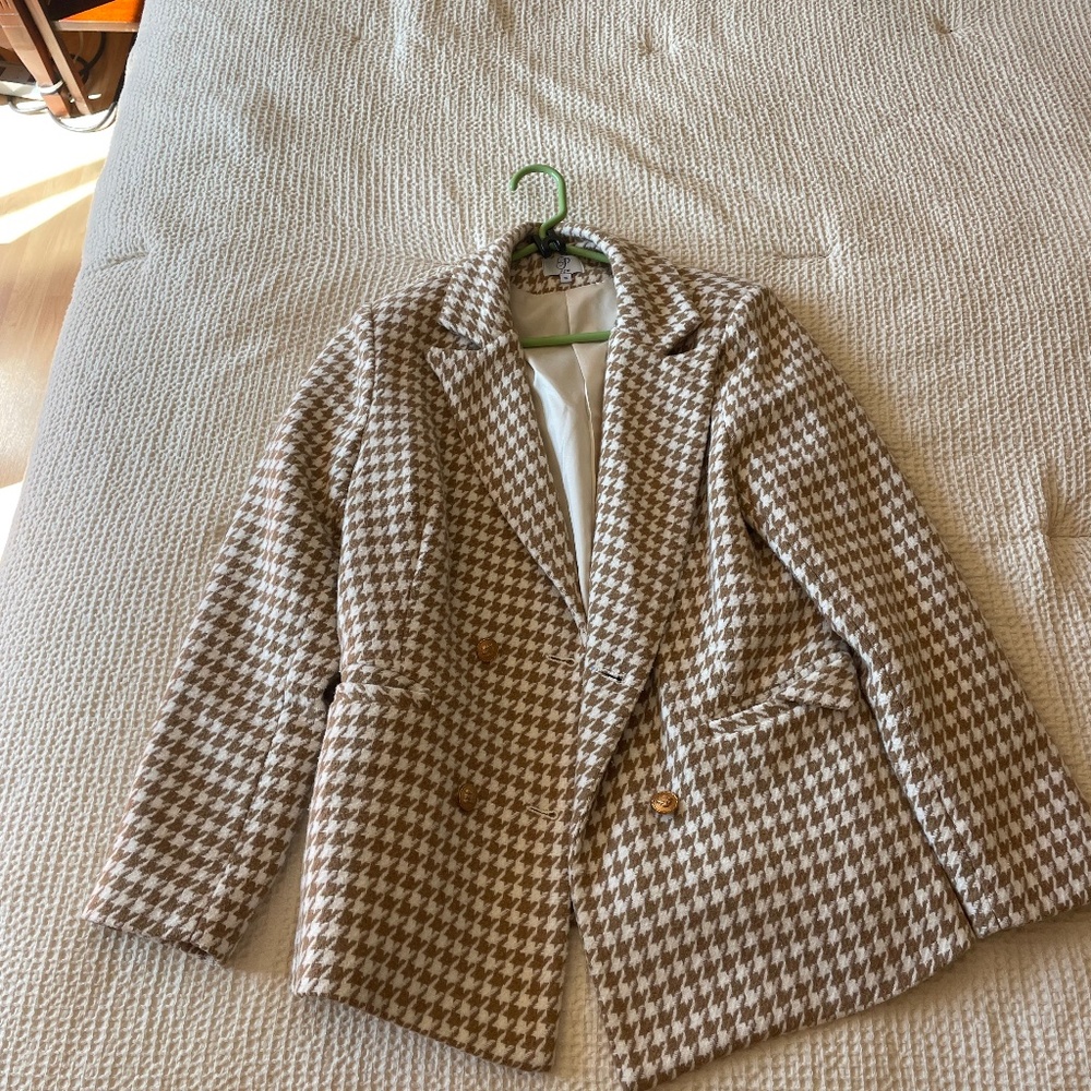 Houndstooth Peacoat